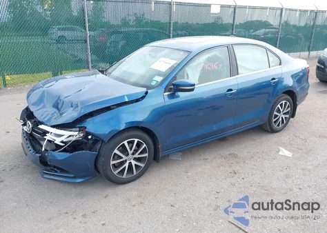 2017 Volkswagen Jetta 1.4T Se z USA, uszkodzony, nr VIN 3VWDB7AJ9HM361812